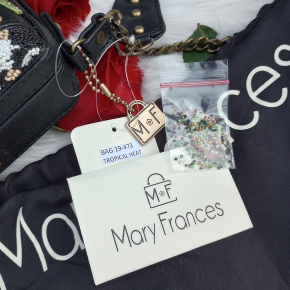 Mary Frances Tropical Heat Beaded Floral Bag - Picture 15 of 16